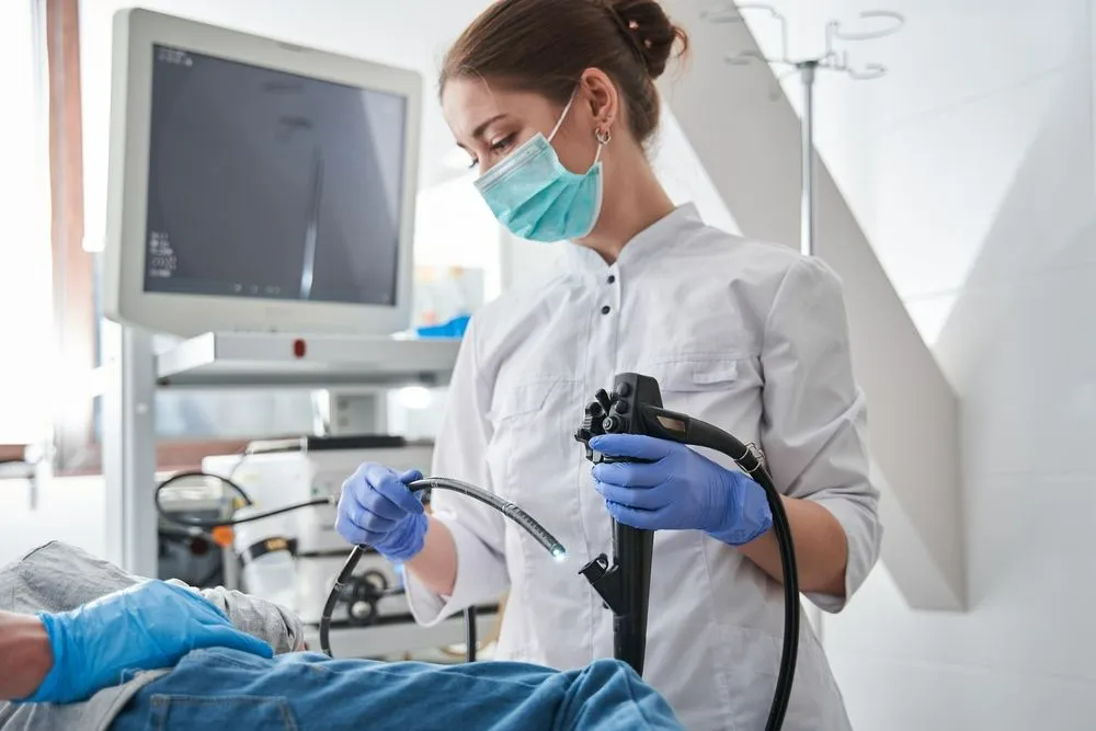 O fim da rivalidade entre o fármaco e a endoscopia: Como o protocolo híbrido está enganando o efeito sanfona em 2026.